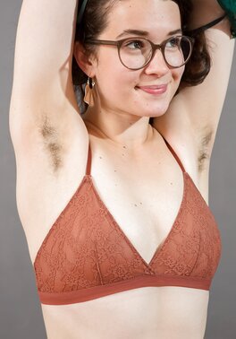 Lesbians Gracie and Samantha Alexandra are married so they have no need to shave