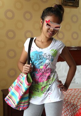 Amateur exotic teen hides her eyes and demonstrates agent all assets