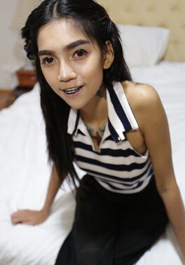 Buddy finds exotic and fragile babe Game who agrees to pose naked for him