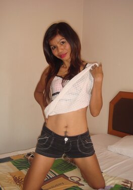 Slender Thai girl poses for guy after taking off clothes and red lingerie