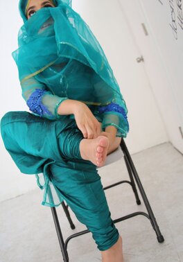 Posh Indian chick reveals curvy body while dealing with two BBCs via gloryholes