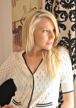 Lecherous blond gal sensually poses naked to reveal her sweetest parts