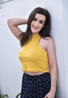 Hot sex doll’s hot body is a thrill for horny men everywhere