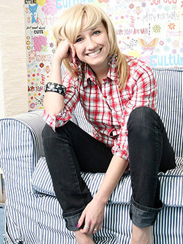 Evi C