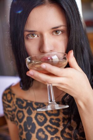 Dollface model Carmen Summer gets out of tight leopard dress in the kitchen