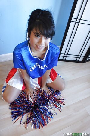 Exotic cheerleader instead practicing moves relaxes completely naked
