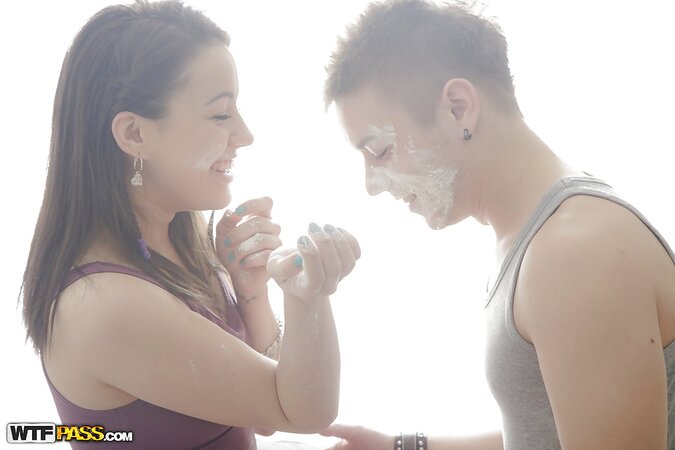 Russian couple relaxes after hard working day making it anally on the table