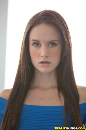 Blue dress is thrown away and beauty Jayden Taylors can show her classy body