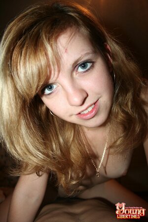 Czech whore Isabella Chrystin gives sexual pleasure to boyfriend on camera