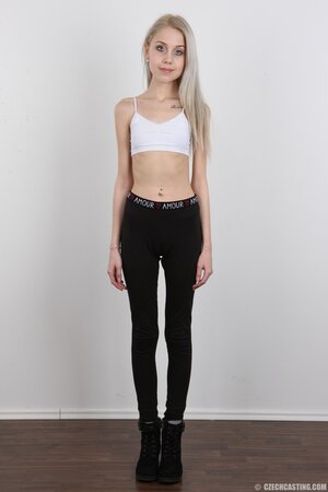 Diva with big head and eyes has a very skinny body with no boobies on