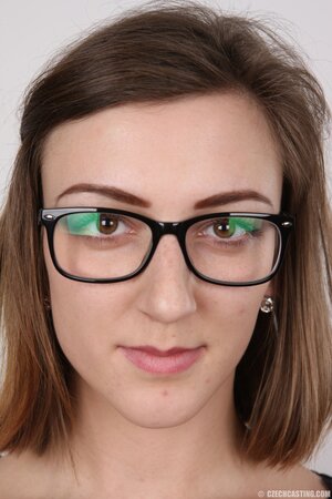 Chick with glasses looks so smart and sexy wearing no clothes at all