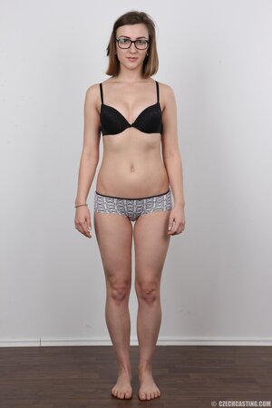 Chick with glasses looks so smart and sexy wearing no clothes at all