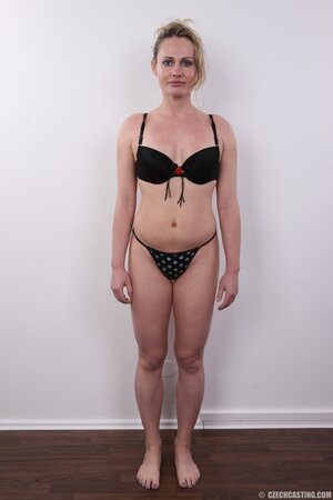 MILF can't believe men are interested in her naked boobies and pussy