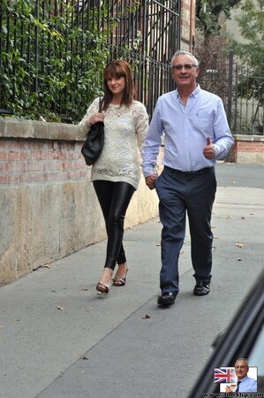 Spicy diva agreed to follow old guy and pose for him to make man happy