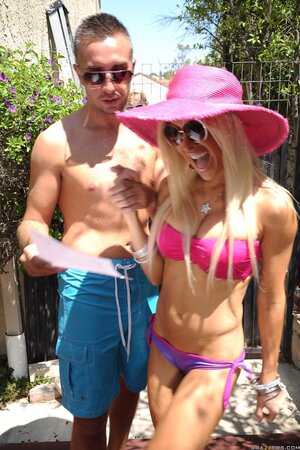 Blonde model with sunglasses and red hat takes cock in hole being creampied