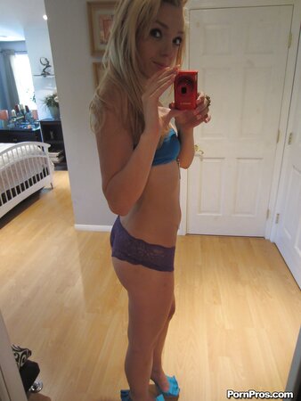 Blonde with birds tattoo above pubis masturbates waiting for boyfriend