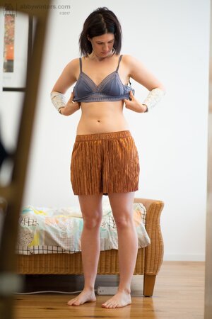 Guy figures out that stepsister has hairy pussy before she puts on clothes