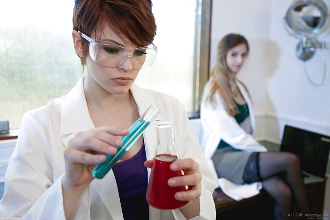 Two sexy teachers Bree Daniels and Stella Cox tease each other right in the lab
