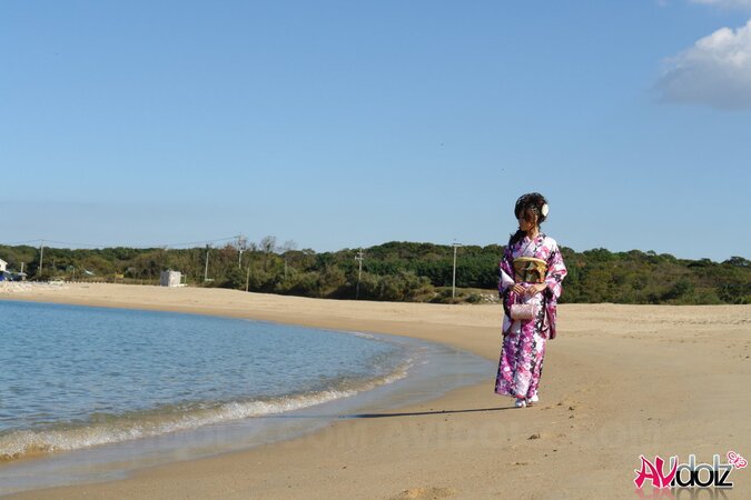 Asian slut knows her business and walks down the ocean shore attracting boys
