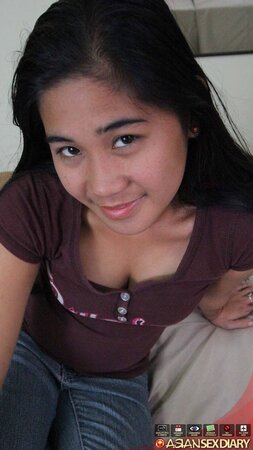 Asian love reveals her fun parts being banged and creampied on camera