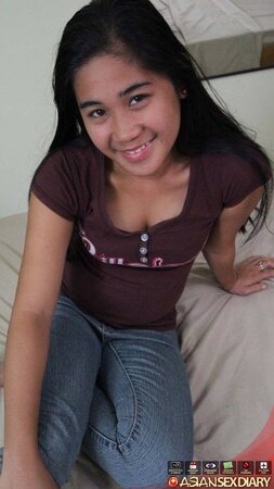 Solicitous boy fills Filipina sweetie's pussy with his cream after knowing her