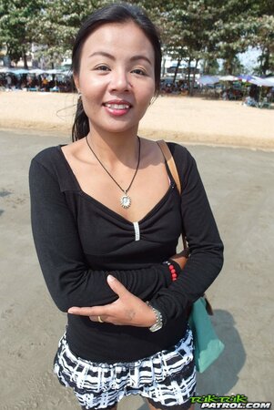 Walk on the beach ends for exotic teen and stranger with nice sex at his place