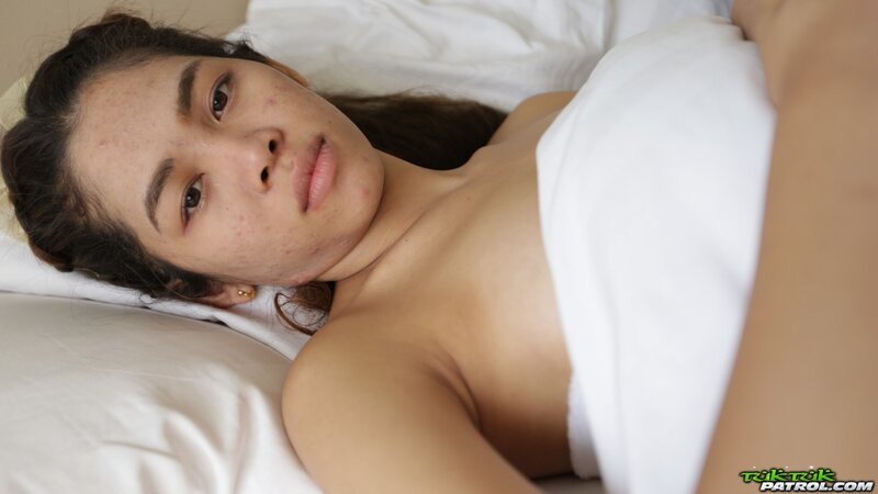 Kissable Asian love with hungry hairy pussy talked guy to help her relax