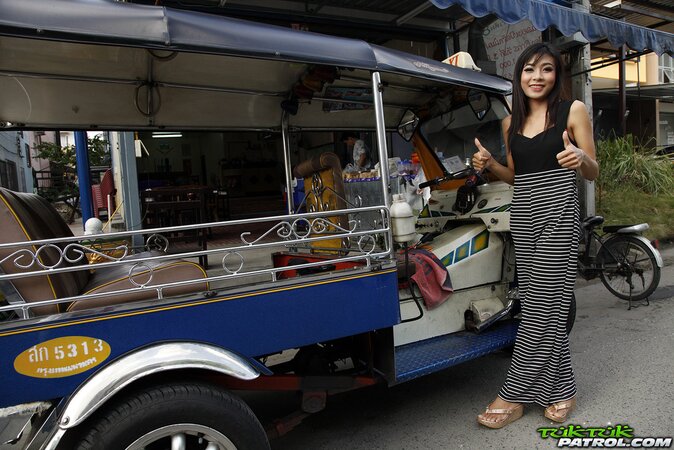 Pornographer sees a beautiful Thai girl and offers her to pose naked