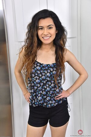 Babe is in her prime so why can't she share the beauty of her body with fans