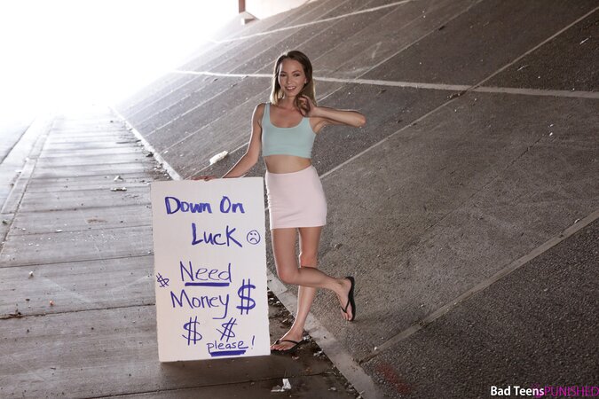 Girl needs money so bad that she is ready to have sex with a stranger