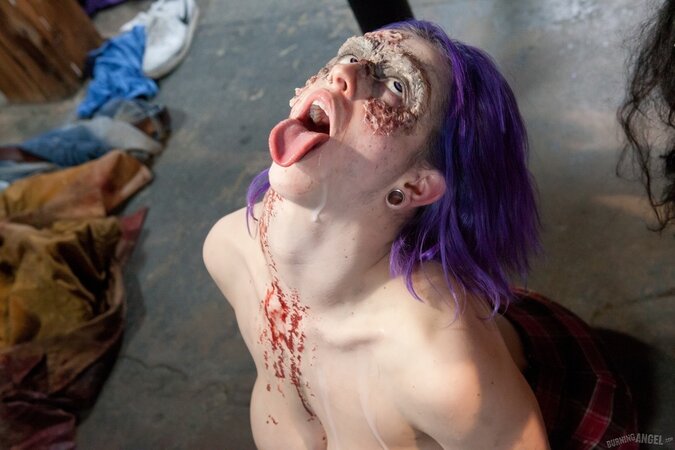 There's nothing better for zombie pornstars than receiving penises inside