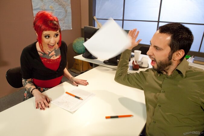 Dirty-minded man fucks a stranger with red hair during the interview
