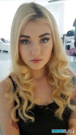 Sultry Polish pornstar flashes tits and trimmed pussy in private pictures