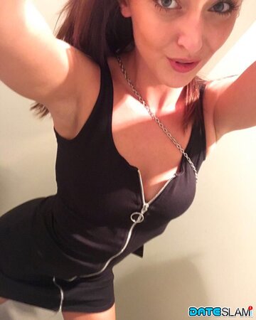 Czech student Katy Rose enjoys her own body being exposed worldwide via selfies