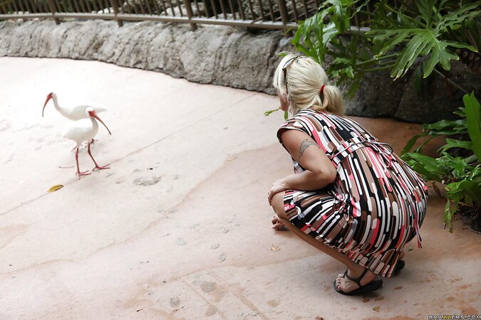 Charmer strips down to demonstrate huge tits to boy who is going to drill her ass