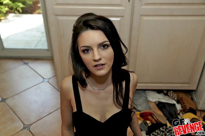 Young brunette colleen flashes no panty pussy while choosing a pair of shoes