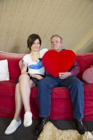 Curvy cutie pleases her horny stepgrandfather’s cock when no one sees