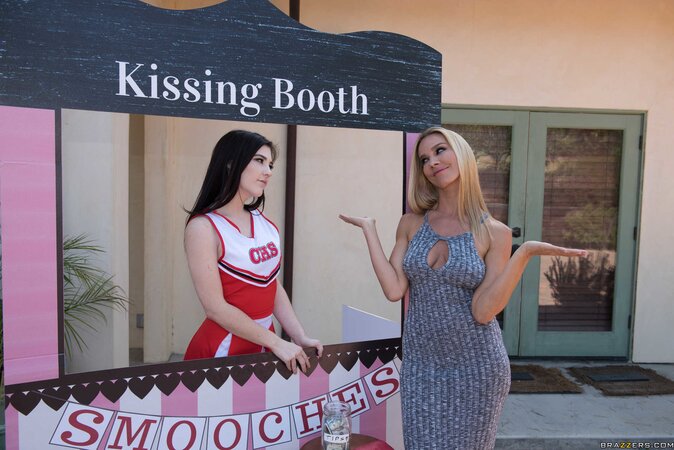 Stunning blond minx decides to pay cute cheerleader to lick her juicy pussy