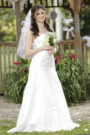 Beautiful bride discards wedding dress to expose her luscious young body
