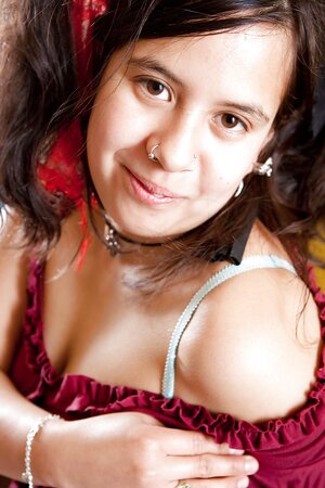 Solo gallery with a chubby girl showcasing her treasures