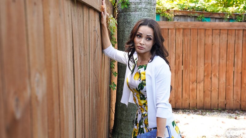 Russian whore Crystal Rush wants to fuck a horny younger dude