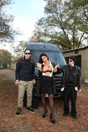 Kinky brunette lady is going to take his dong all the way in