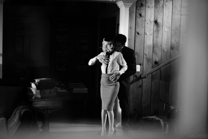 Film noir esque fucking with two really attractive people
