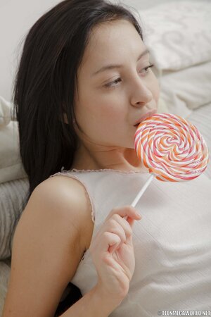Tiny teens with hot bides are going to screw the same stud