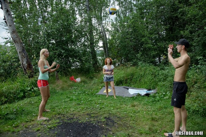 Picnic fuck scene showing two girls that want his boner