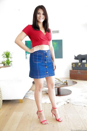 Model with Latin roots Violet Starr remains without jean skirt and top