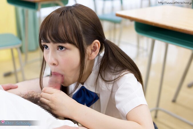 Petite Japanese cutie shows off her cock sucking skills