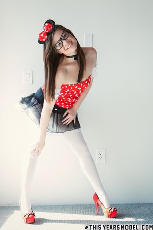 Horny Minnie Mouse begs to get her big boobs and ass bounced