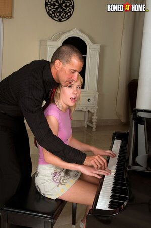 Tiny tight teen blondie Lola Wilde is going to get really wild
