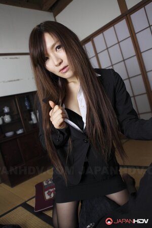 After lessons Asian cutie Hitomi Tsukishiro comes home and wraps lips around cock